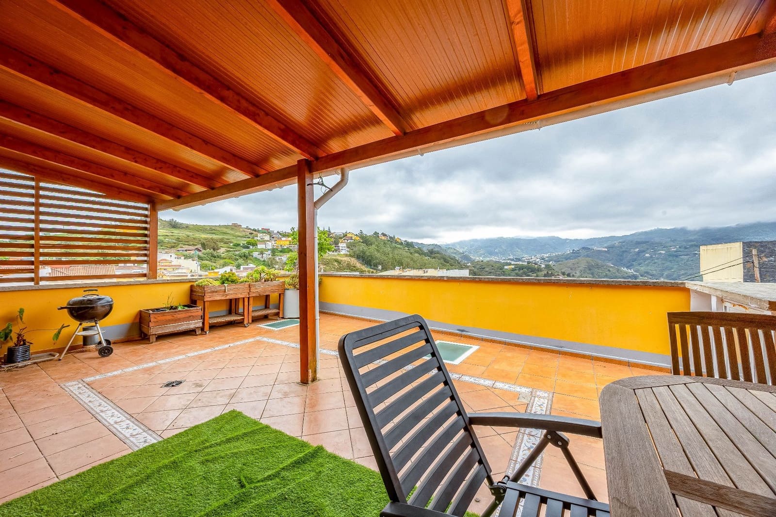 5 sovrum Hus till salu i Teror med garage - 345 000 € (Ref: 9915184)