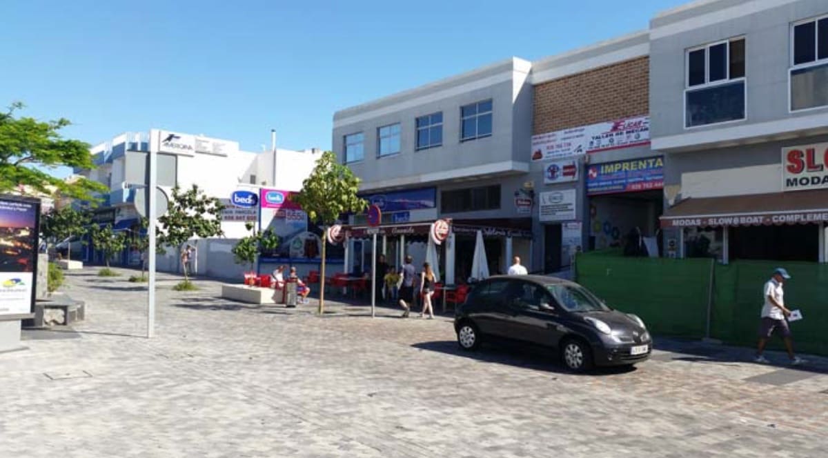 Commercieel te koop in San Bartolome de Tirajana - € 95.000 (Ref: 9956731)