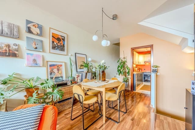 3 soverom Hus til salgs i Arucas med garasje - € 279 000 (Ref: 9959112)