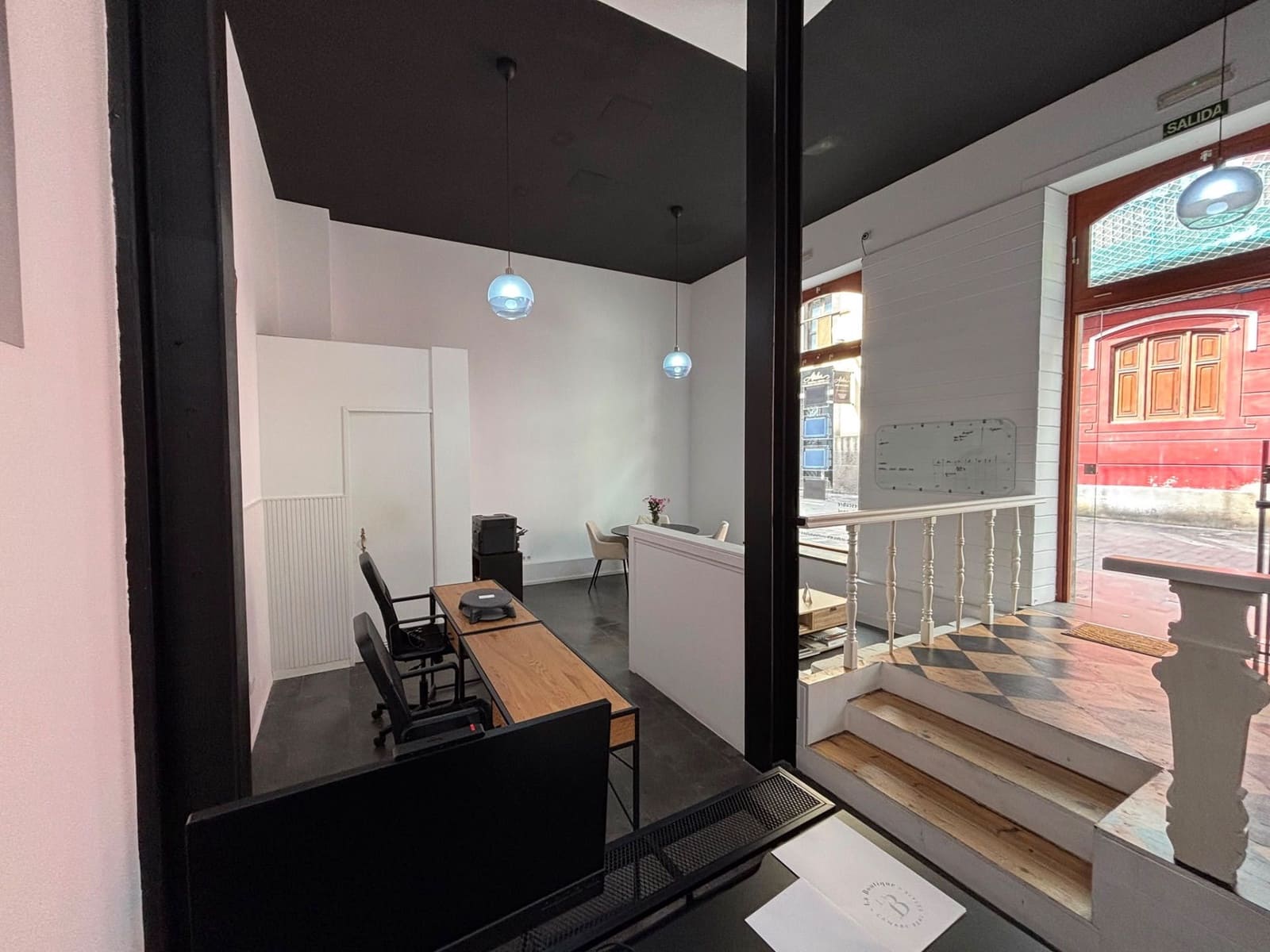 Commercieel te huur in Las Palmas de Gran Canaria - € 950 (Ref: 9972791)