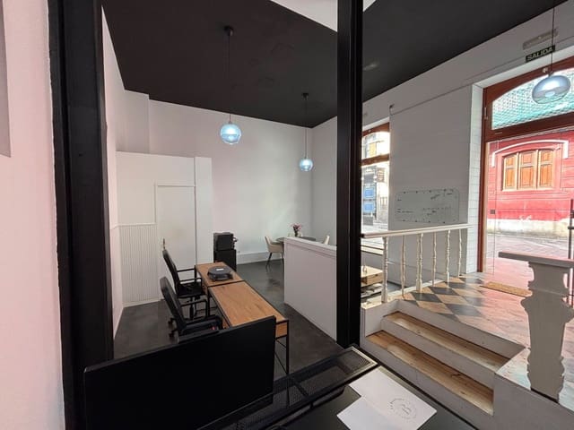 Comercial para arrendar em Triana, Las Palmas de Gran Canaria - 950 € (Ref: 9972791)