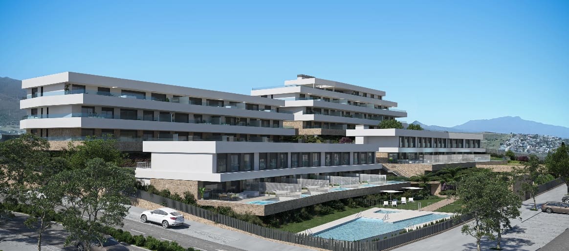 Apartment for sale in Estepona with pool - € 607,000 (Ref: 8437521)