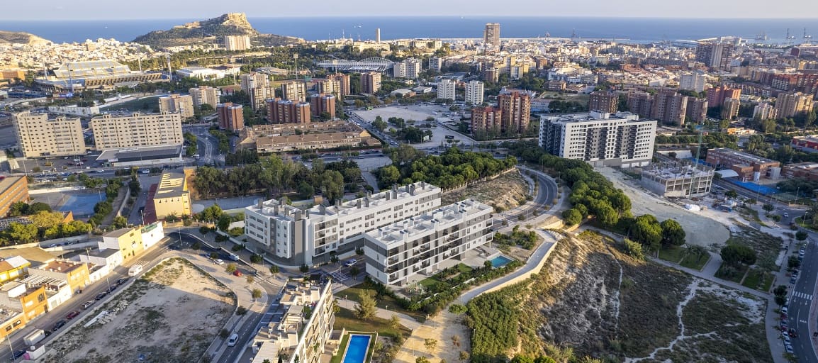 3 soveværelse Lejlighed til salg i Alicante by med swimmingpool garage - € 422.000 (Ref: 8437611)