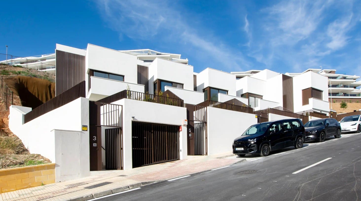 4 bedroom Townhouse for sale in Rincon de la Victoria with pool garage - € 705,000 (Ref: 8983423)