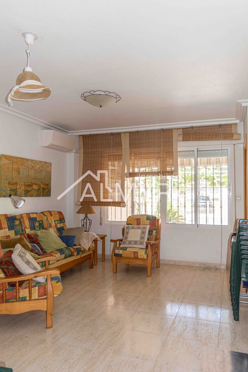 4 soveværelse Byhus til salg i Los Alcazares med garage - € 149.500 (Ref: 6980101)