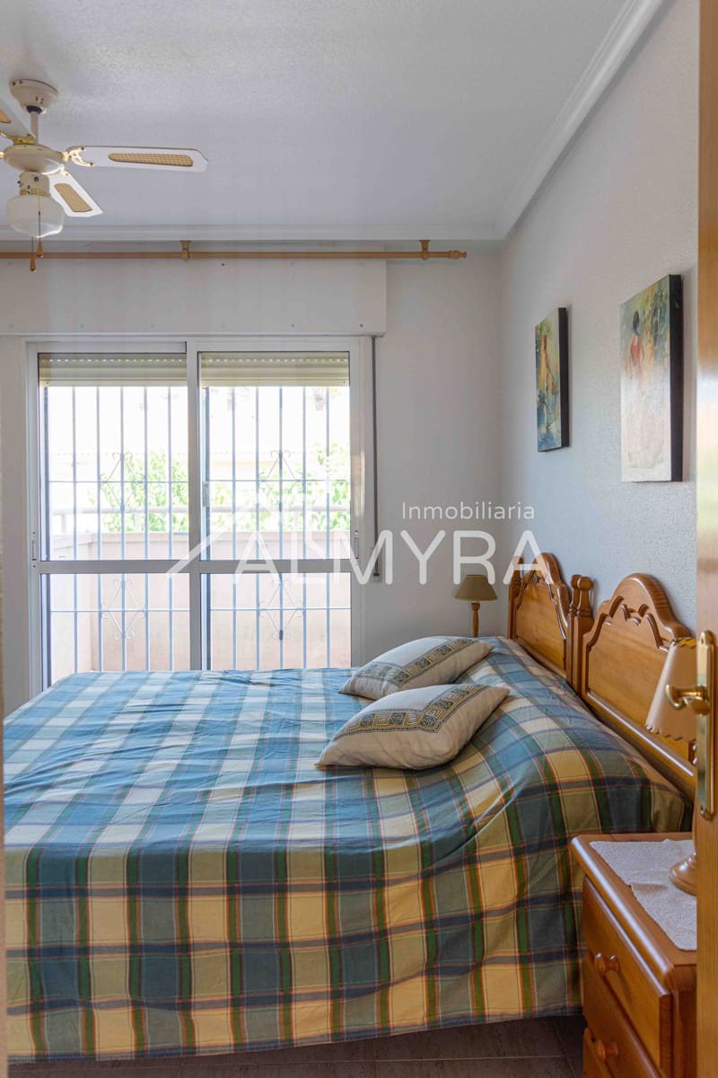 4 soveværelse Byhus til salg i Los Alcazares med garage - € 149.500 (Ref: 6980101)