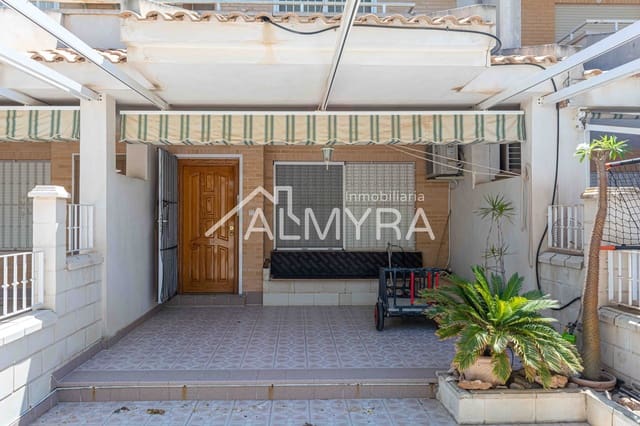 4 soverom Hus til salgs i Los Narejos - Punta Calera, Los Alcázares med garasje - € 149 500 (Ref: 6980101)