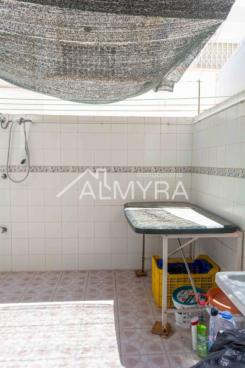 4 soveværelse Byhus til salg i Los Alcazares med garage - € 149.500 (Ref: 6980101)