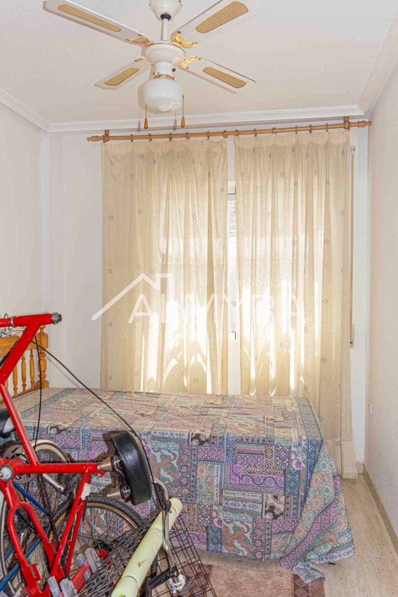 4 soveværelse Byhus til salg i Los Alcazares med garage - € 149.500 (Ref: 6980101)