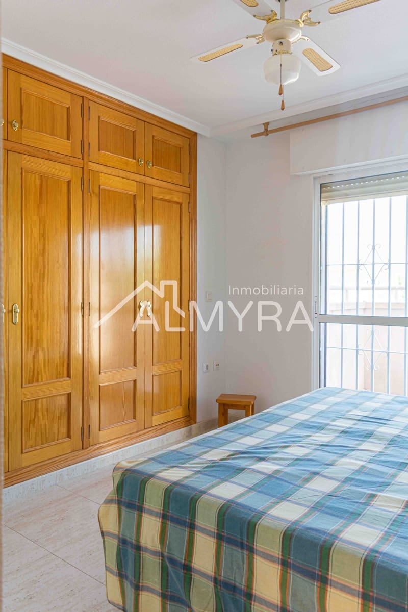 4 soveværelse Byhus til salg i Los Alcazares med garage - € 149.500 (Ref: 6980101)