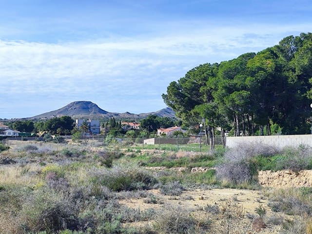 Terrain à Bâtir à vendre à Monnegre, Alicante ville - 108 000 € (Ref: 4709212)