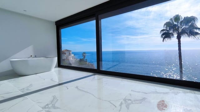 5 soveværelse Villa til salg i Coveta Fuma, El Campello med swimmingpool garage - € 2.700.000 (Ref: 9103167)