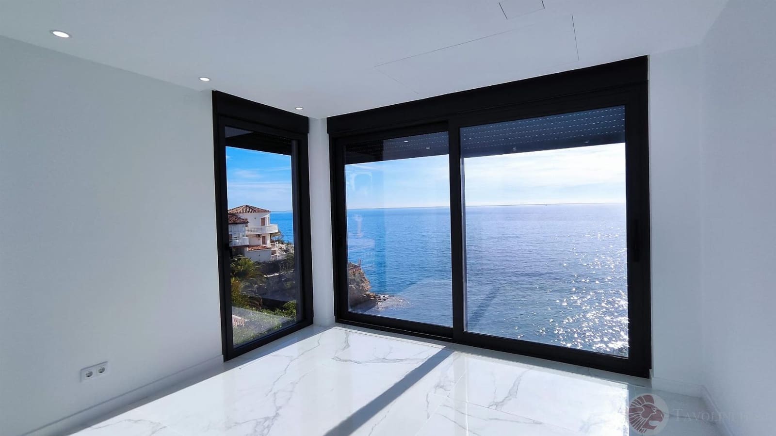 5 soverom Villa til salgs i Coveta Fuma med svømmebasseng garasje - € 2 700 000 (Ref: 9103167)