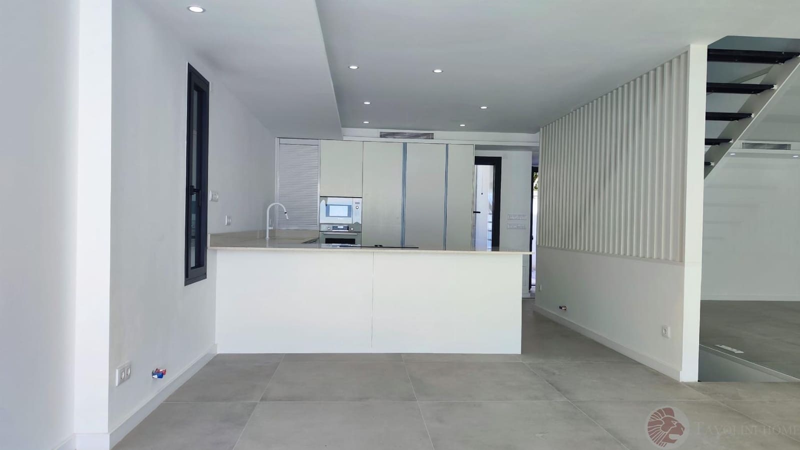 5 soverom Villa til salgs i Coveta Fuma med svømmebasseng garasje - € 2 700 000 (Ref: 9103167)