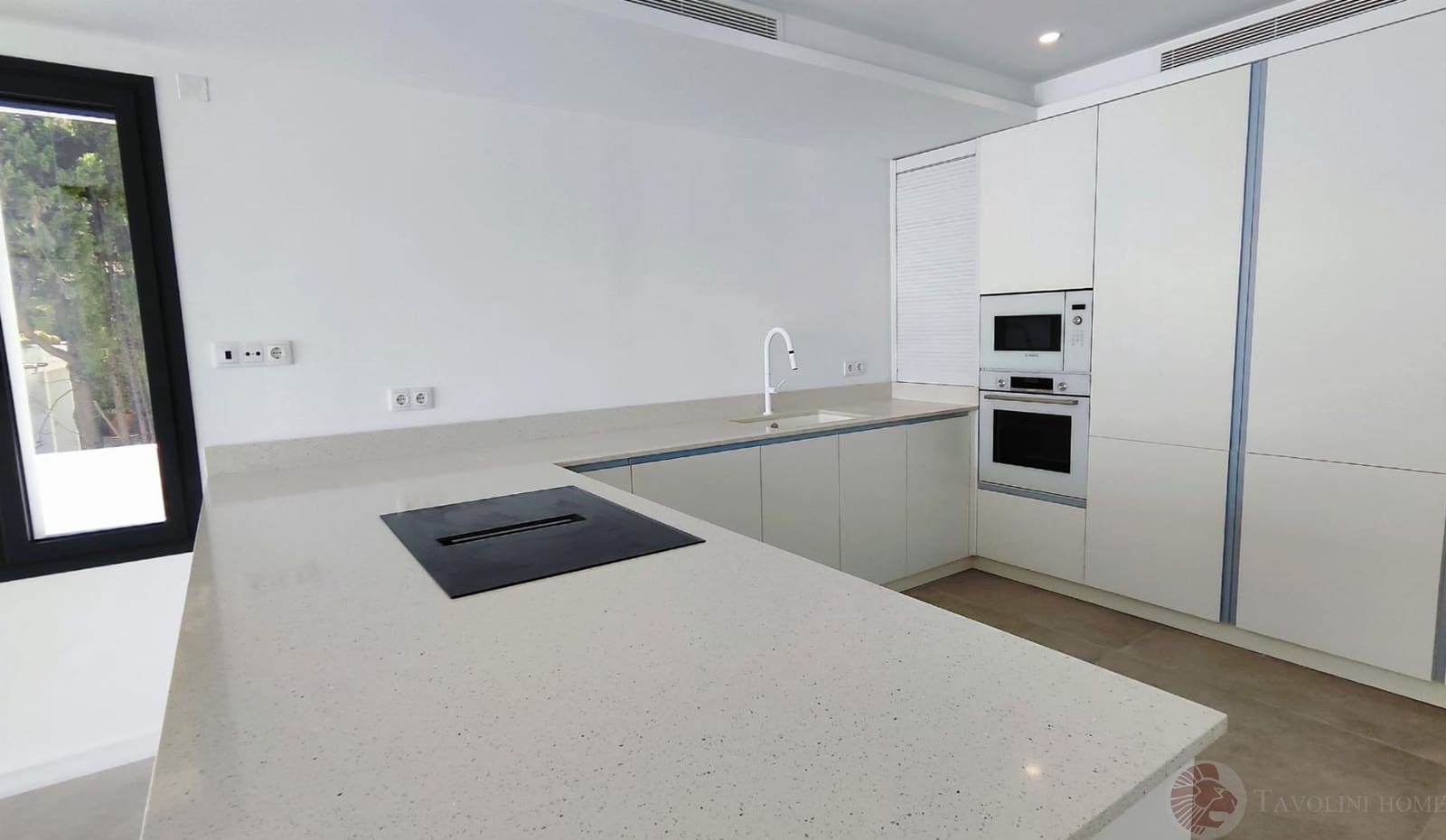 5 soverom Villa til salgs i Coveta Fuma med svømmebasseng garasje - € 2 700 000 (Ref: 9103167)