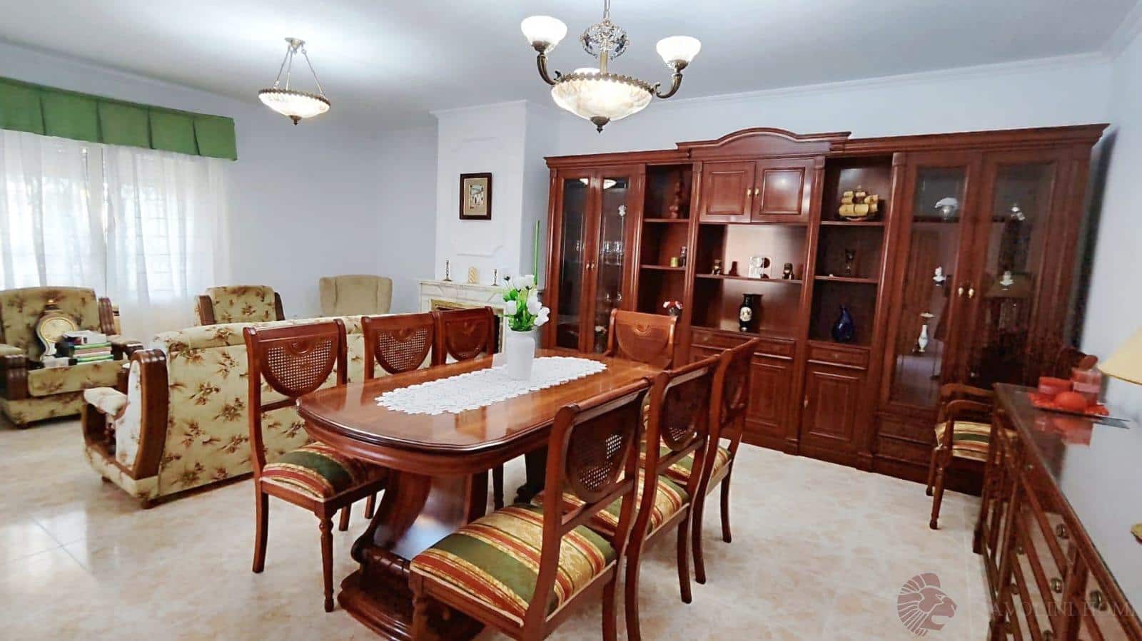 5 sypialnia Willa do wynajęcia w Venta Lanuza z basenem garażem - 2 800 € (Ref: 9106123)