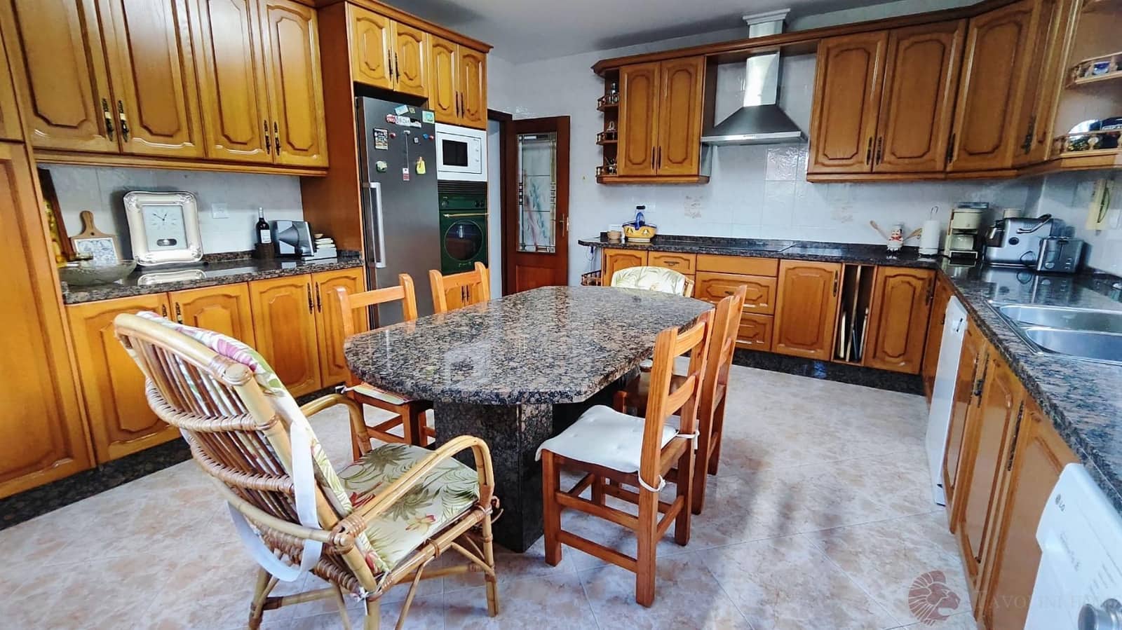 5 sypialnia Willa do wynajęcia w Venta Lanuza z basenem garażem - 2 800 € (Ref: 9106123)