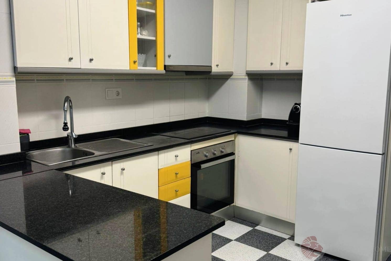 3 soverom Leilighet til salgs i Onil - € 115 000 (Ref: 9132244)