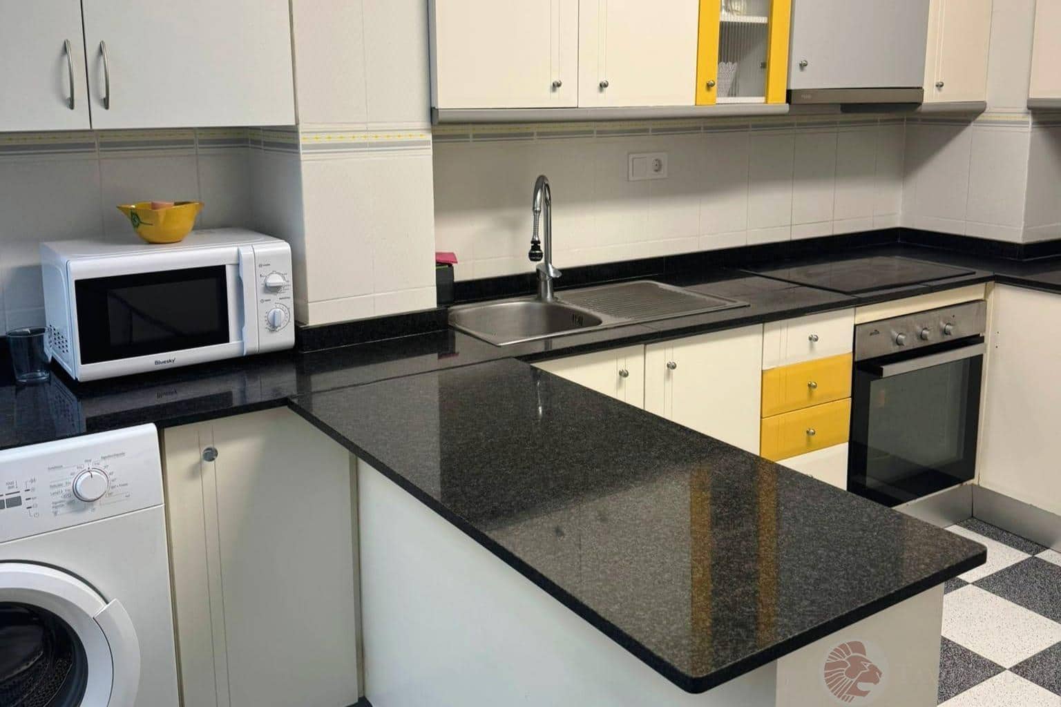 3 soverom Leilighet til salgs i Onil - € 115 000 (Ref: 9132244)