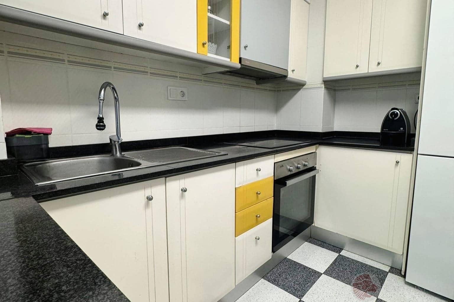 3 soverom Leilighet til salgs i Onil - € 115 000 (Ref: 9132244)