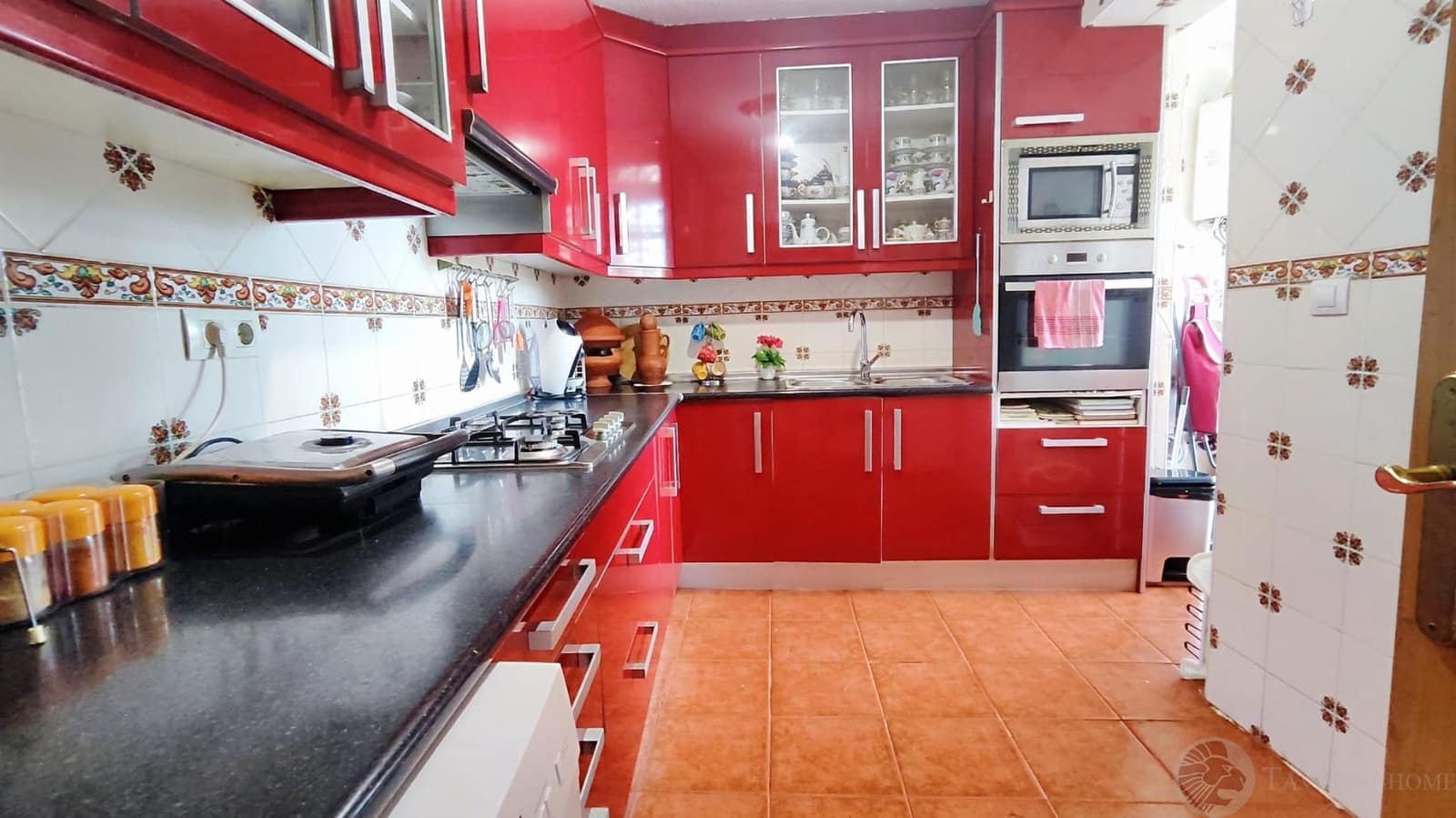 4 bedroom Flat for sale in El Campello - € 189,000 (Ref: 9380146)