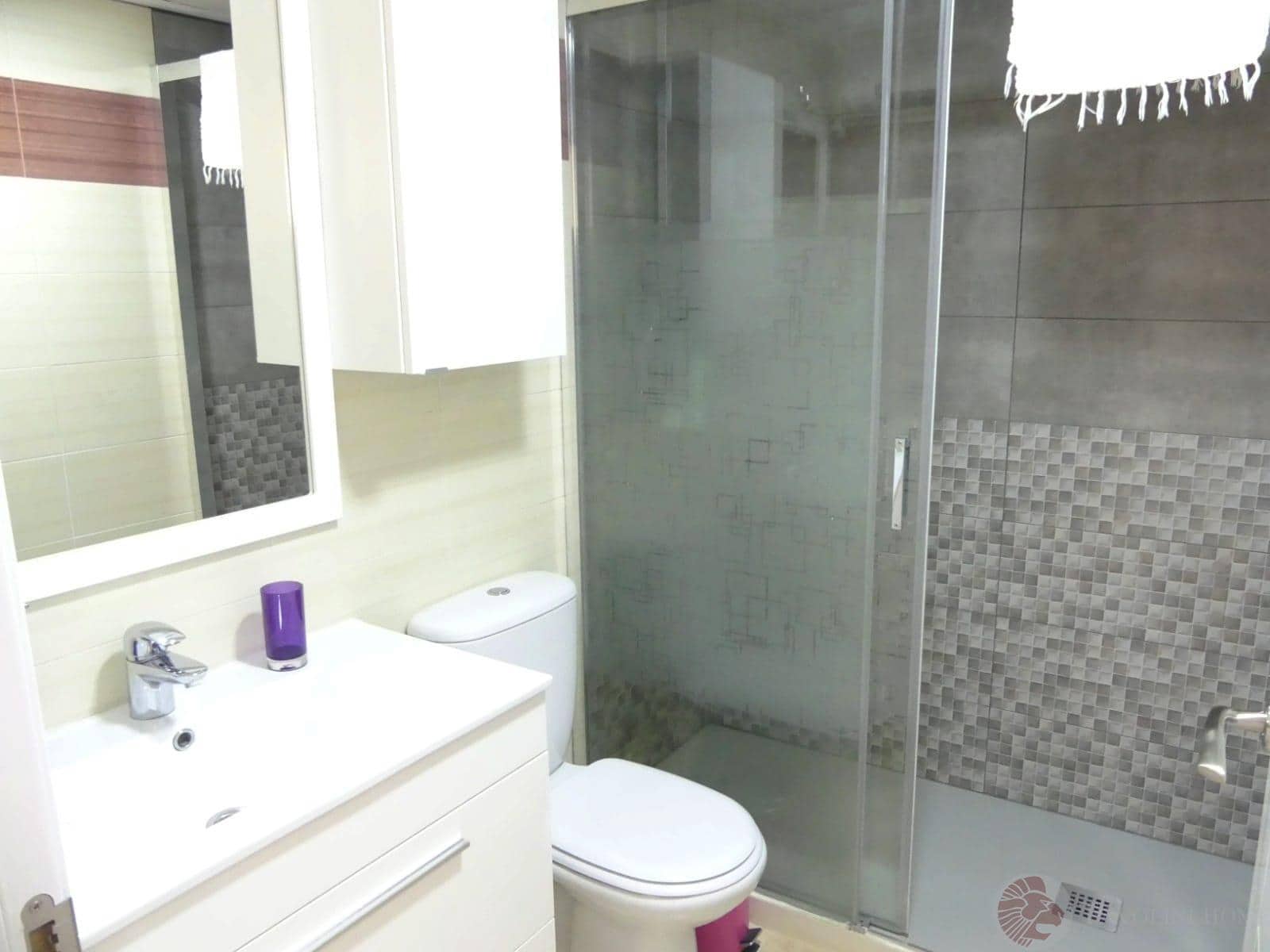 1 bedroom Flat for sale in El Campello with garage - € 218,000 (Ref: 9385377)