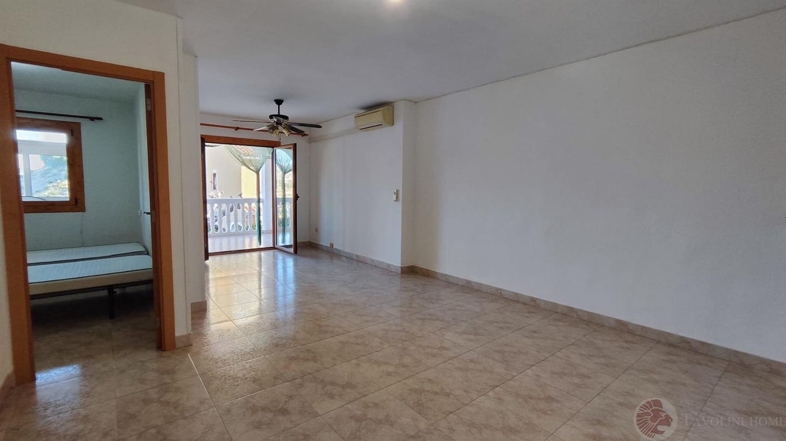 Piso de 3 habitaciones en El Campello en alquiler con piscina garaje - 1.000 € (Ref: 9471793)