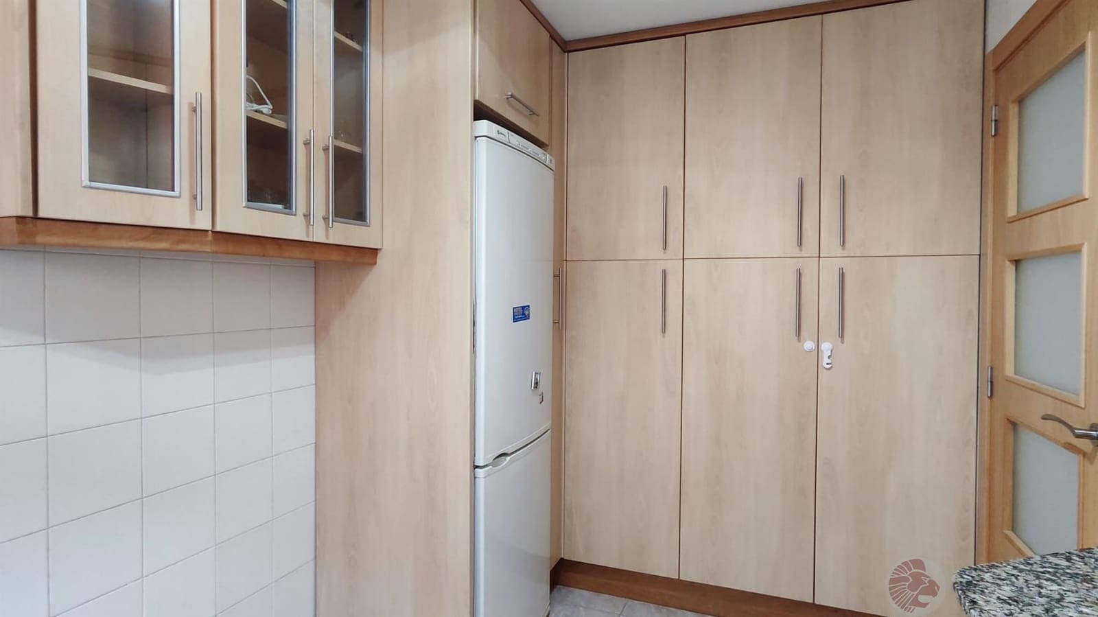 Piso de 3 habitaciones en El Campello en alquiler con piscina garaje - 1.000 € (Ref: 9471793)