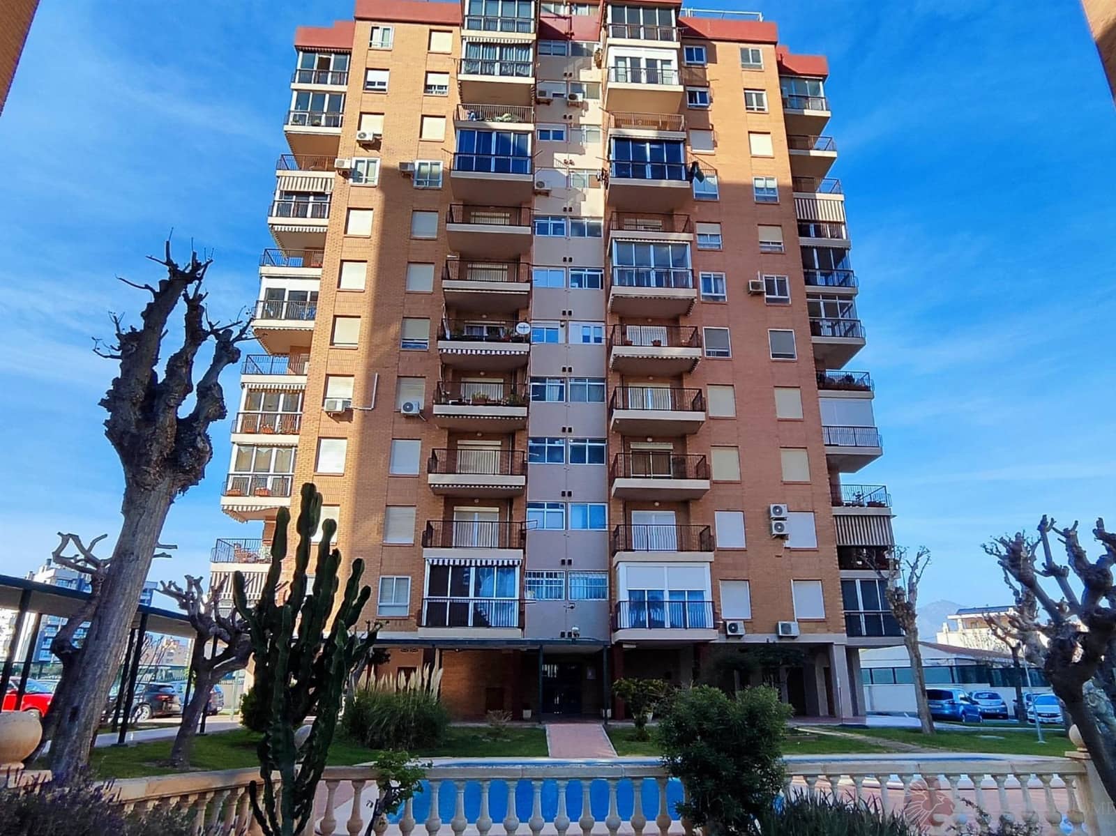 2 soverom Leilighet til leie i El Campello med svømmebasseng garasje - € 1 100 (Ref: 9527912)