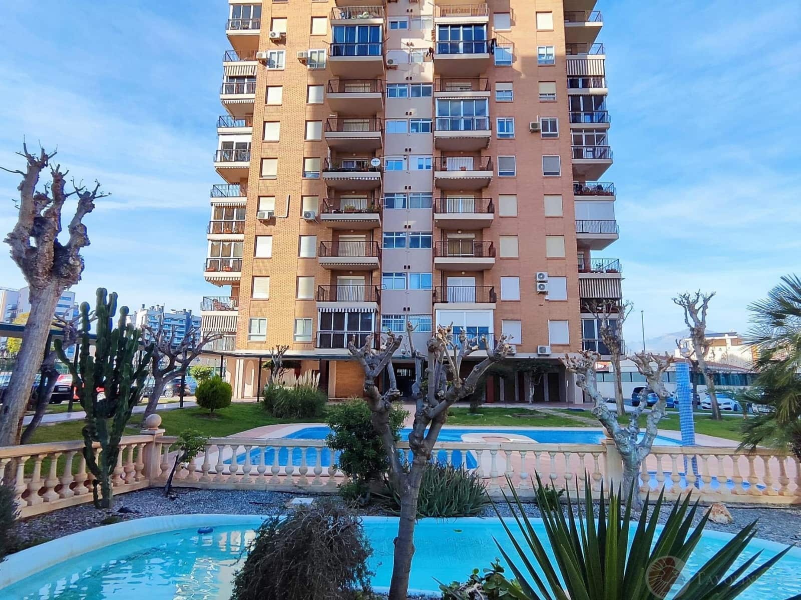 2 soverom Leilighet til leie i El Campello med svømmebasseng garasje - € 1 100 (Ref: 9527912)