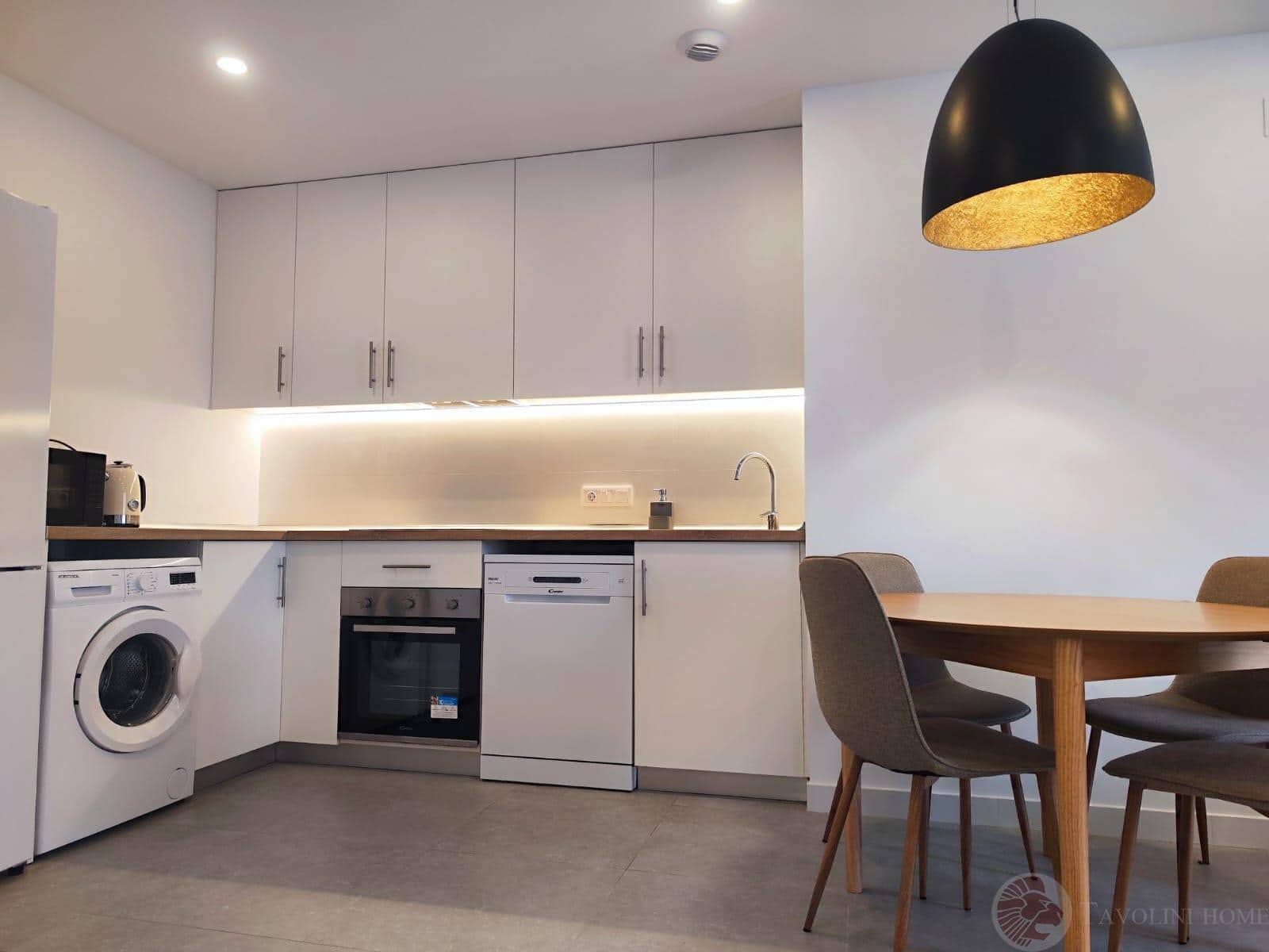 Piso de 1 habitación en Alicante / Alacant ciudad en alquiler - 1.000 € (Ref: 9543873)