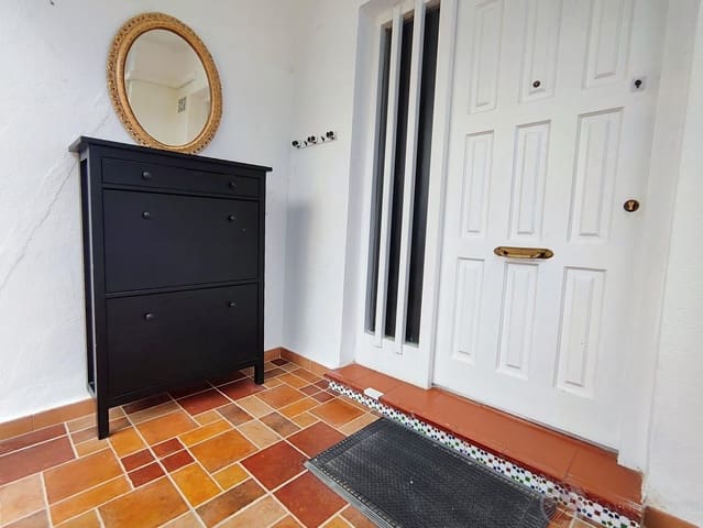 3 slaapkamer Villa te koop in El Campello met garage - € 249.000 (Ref: 9578956)