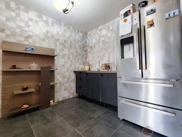 3 slaapkamer Villa te koop in El Campello met garage - € 249.000 (Ref: 9578956)