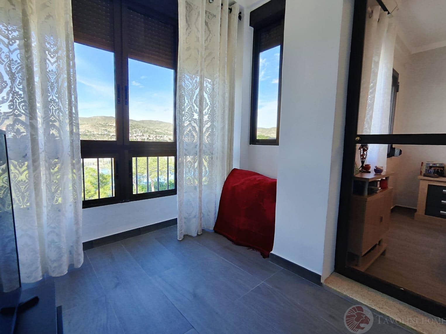 3 bedroom Villa for sale in El Campello with garage - € 249,000 (Ref: 9578956)