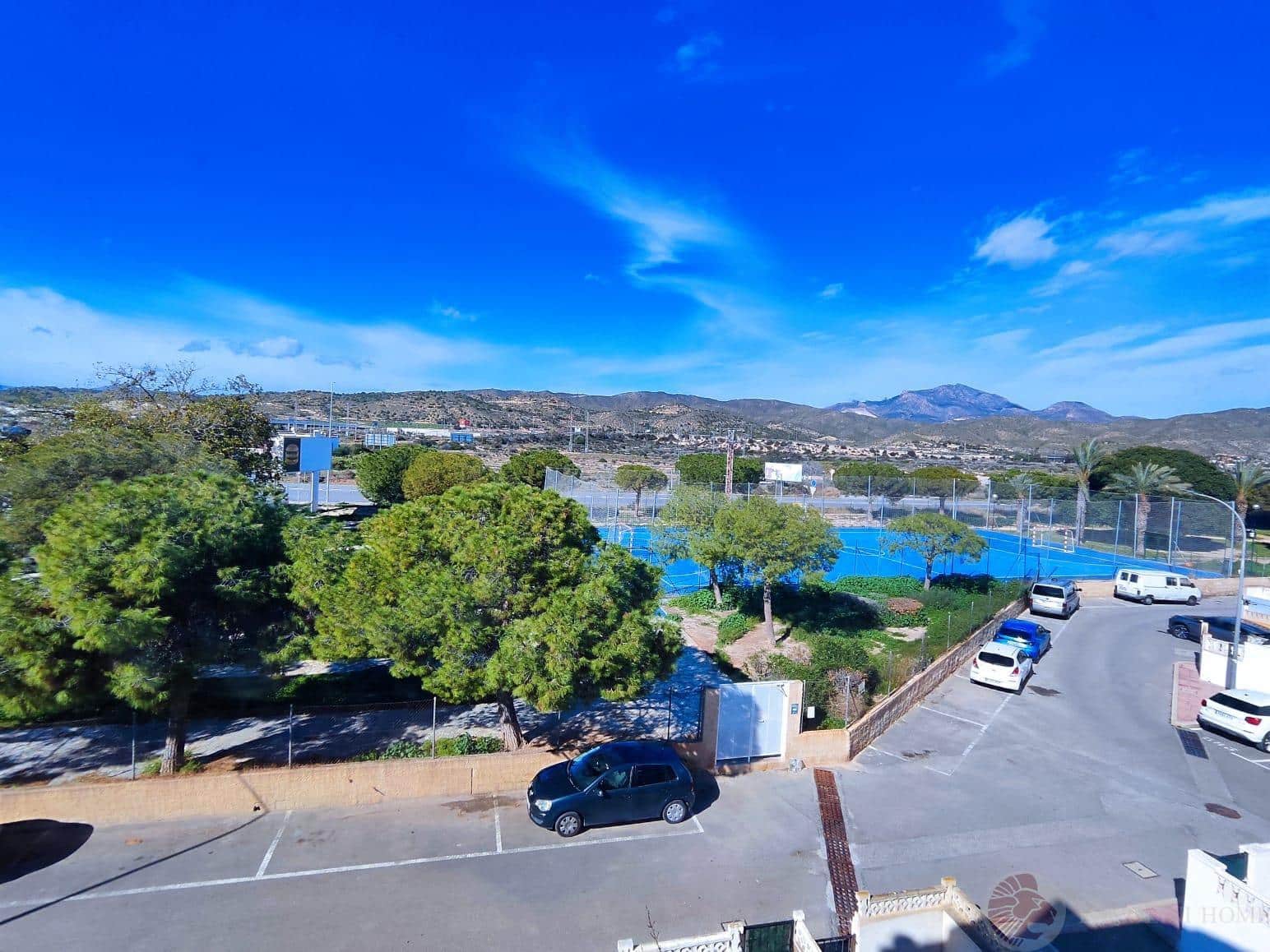 3 bedroom Villa for sale in El Campello with garage - € 249,000 (Ref: 9578956)