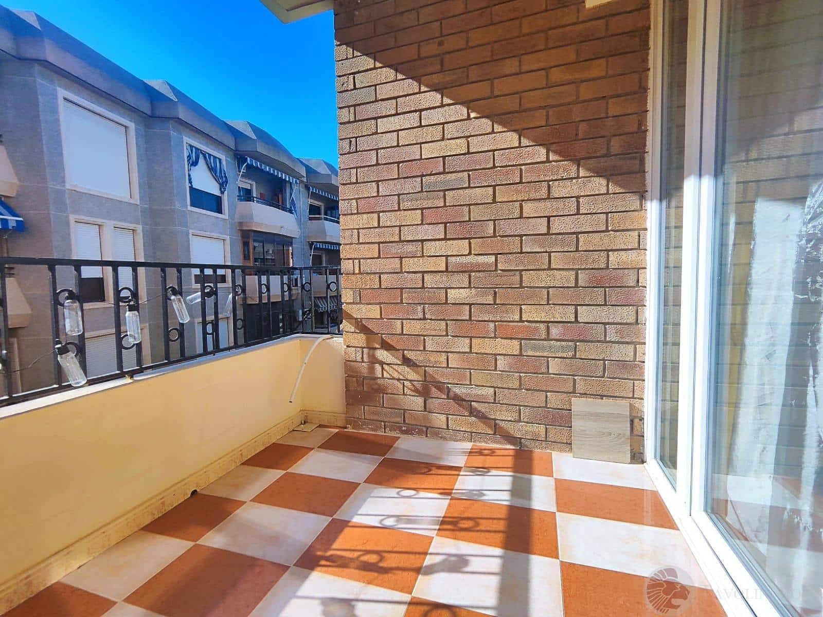 3 quarto Apartamento para venda em El Campello - 210 000 € (Ref: 9666967)