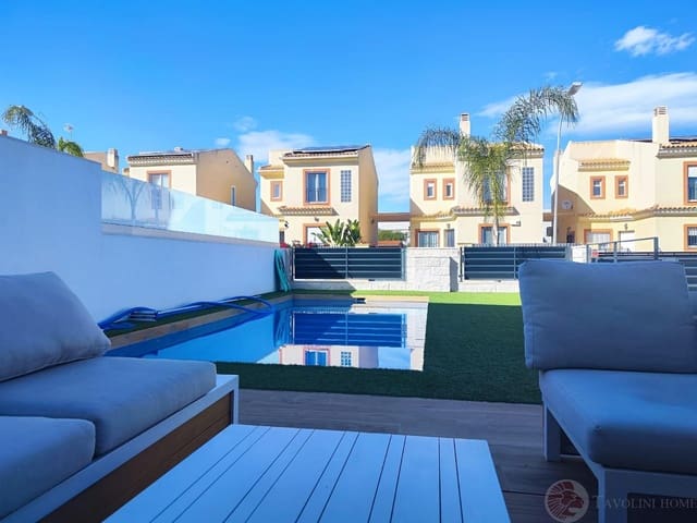 4 sypialnia Willa na sprzedaż w El Campello z basenem garażem - 688 000 € (Ref: 9666968)