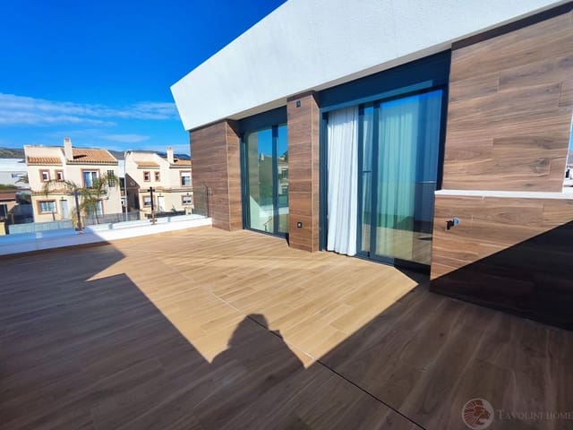 4 sypialnia Willa na sprzedaż w El Campello z basenem garażem - 688 000 € (Ref: 9666968)