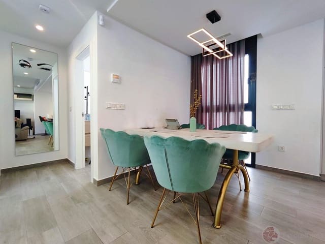 4 sypialnia Willa na sprzedaż w El Campello z basenem garażem - 688 000 € (Ref: 9666968)