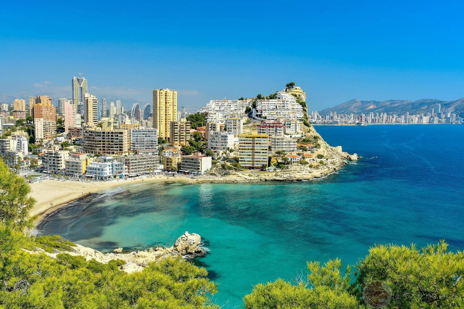 Chalet de 3 habitaciones en Finestrat en venta con piscina garaje - 2.500.000 € (Ref: 9731184)