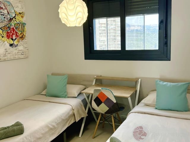 2 sypialnia Mieszkanie do wynajęcia w Playa Poniente, Benidorm z basenem - 2 200 € (Ref: 9752292)