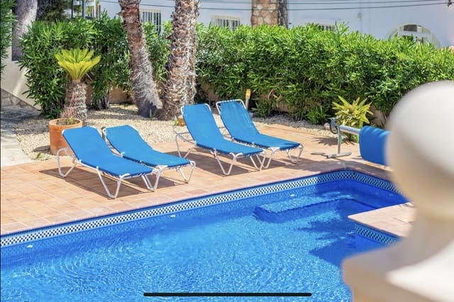 8 soverom Villa til salgs i Moraira, Teulada-Moraira med svømmebasseng garasje - € 695 000 (Ref: 7797839)