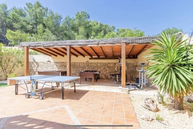 8 soverom Villa til salgs i Moraira, Teulada-Moraira med svømmebasseng garasje - € 695 000 (Ref: 7797839)