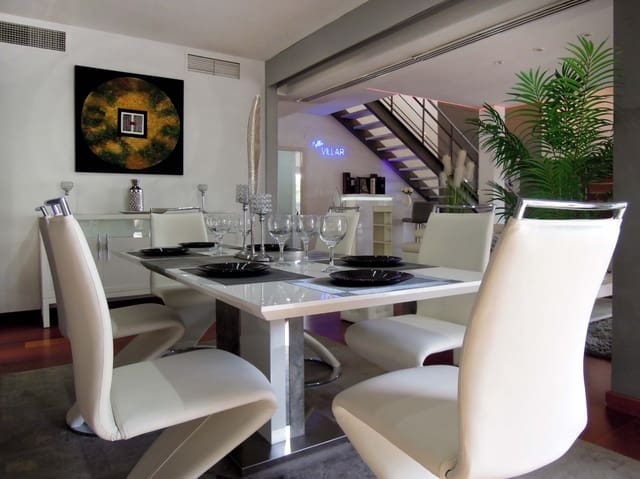 6 soverom Villa til salgs i Alicante by med svømmebasseng garasje - € 1 490 000 (Ref: 8085000)