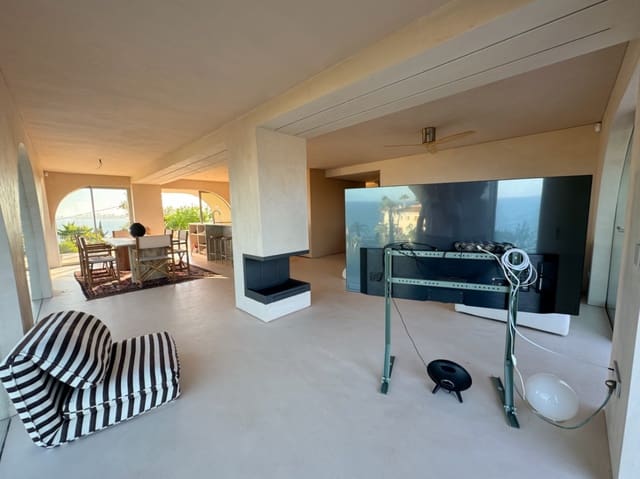 4 soveværelse Villa til salg i Coveta Fuma, El Campello med swimmingpool garage - € 1.525.000 (Ref: 8548774)