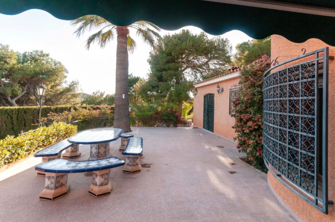 4 soverom Villa til salgs i Alicante by - € 640 000 (Ref: 8842332)