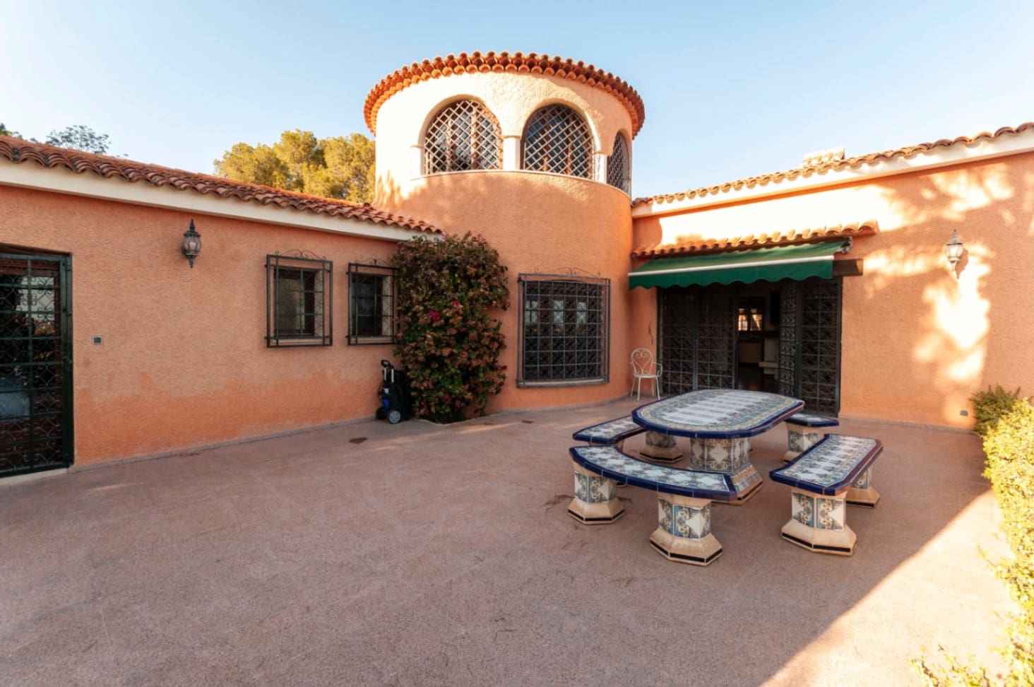 4 soverom Villa til salgs i Alicante by - € 640 000 (Ref: 8842332)