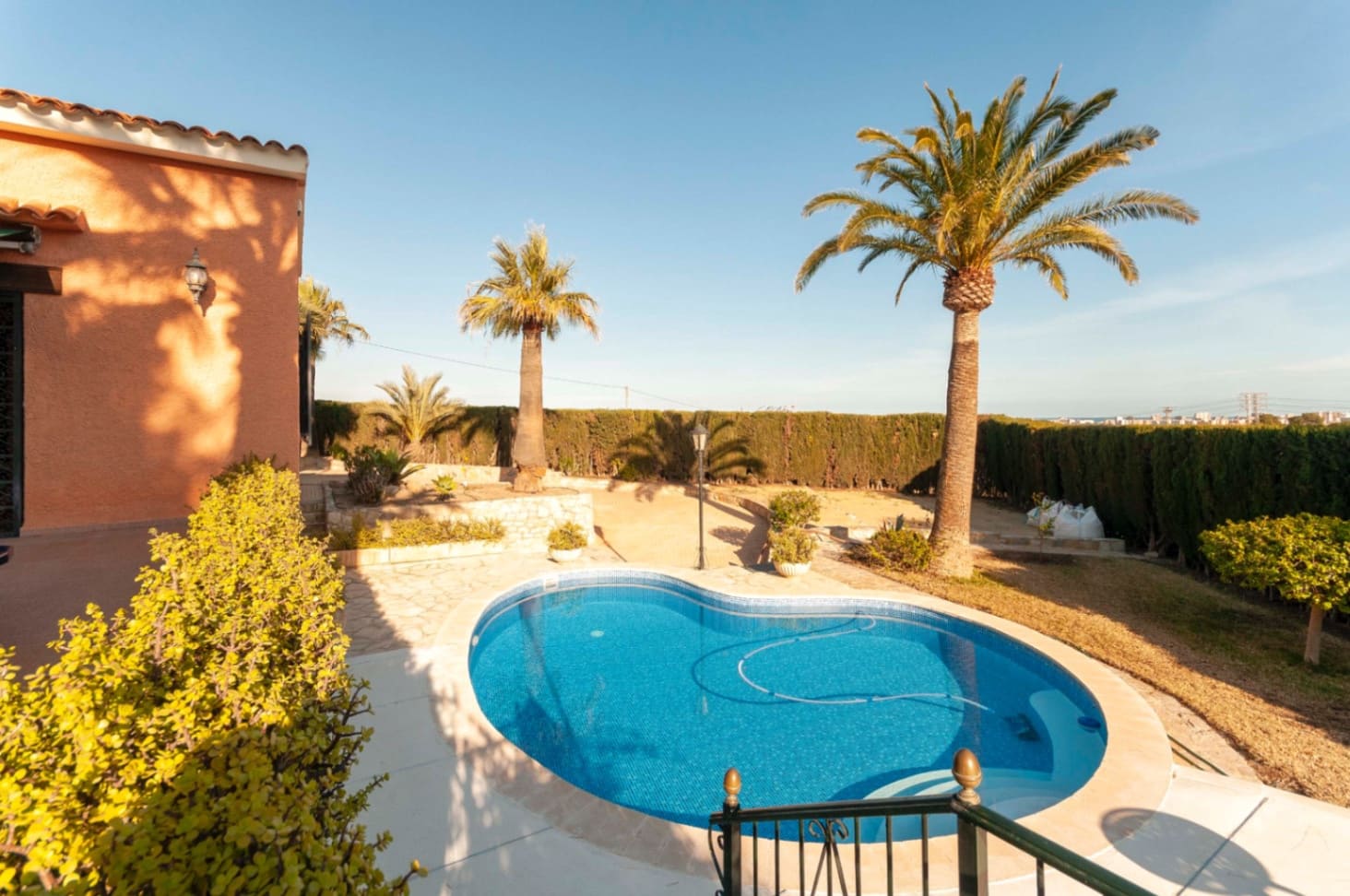 4 soverom Villa til salgs i Alicante by - € 640 000 (Ref: 8842332)