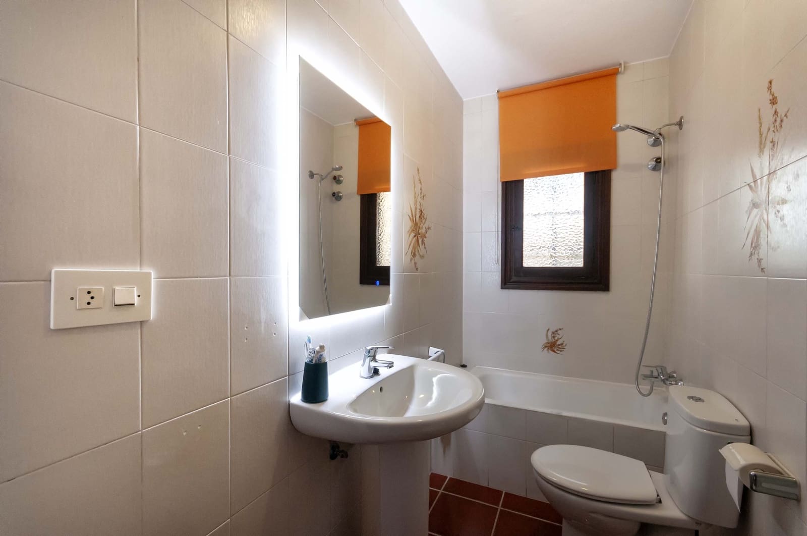 4 soverom Villa til salgs i Alicante by - € 640 000 (Ref: 8842332)