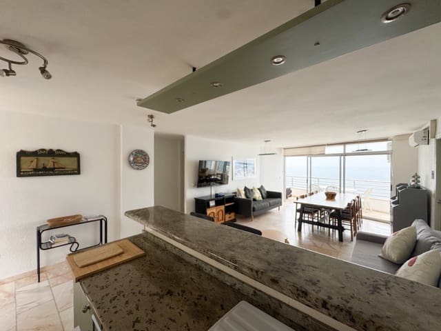 3 soveværelse Lejlighed til leje i Alicante by - € 1.700 (Ref: 9051417)